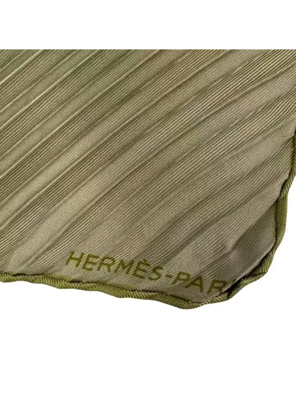 Hermes scarf pleated
